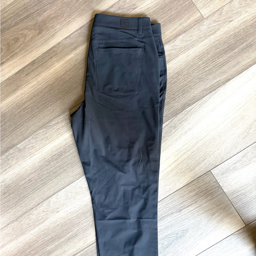 Vuori Meta Pant Classic Fit 34x32” Black